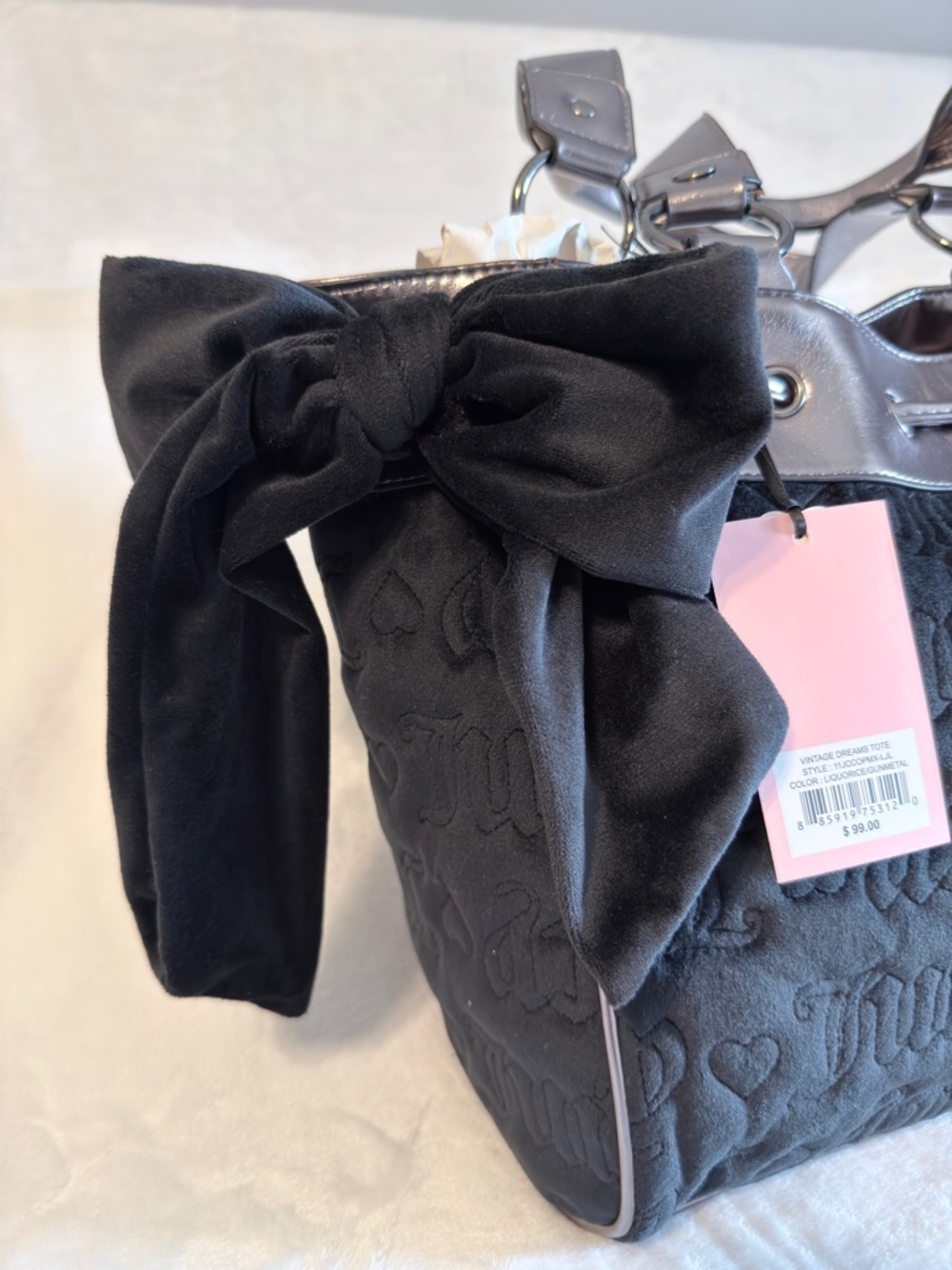 Juicy Couture Black Daydreamer Tote with Gunmetal Accents and Heart Charm - Picture 3 of 8